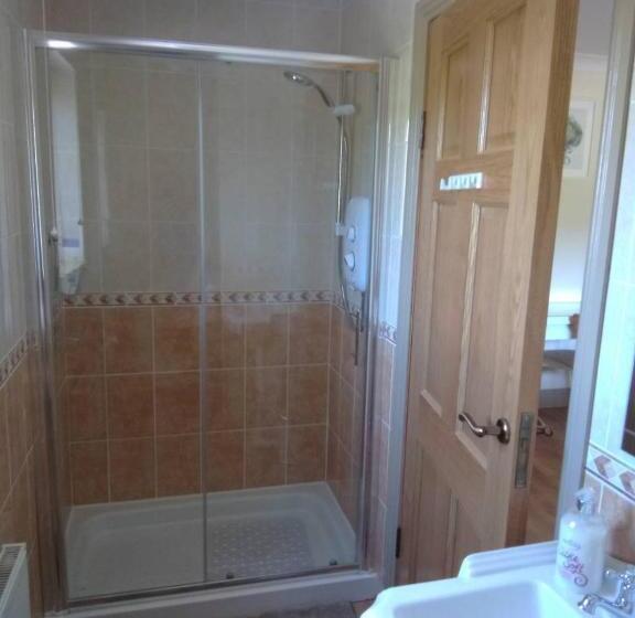 Burren Rock Farmhouse B&b