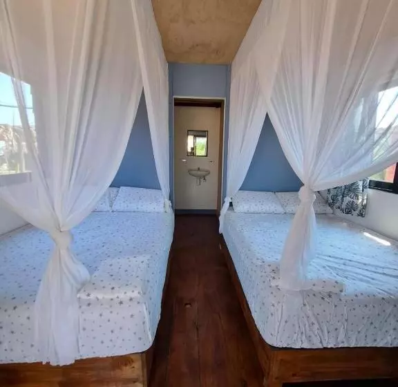 Hotelli Cabañas Alta Mar