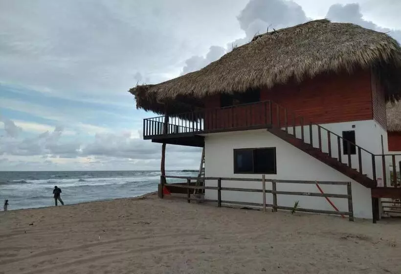 Hotelli Cabañas Alta Mar