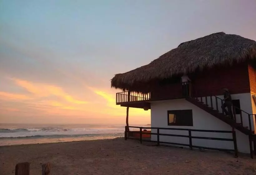 Hotelli Cabañas Alta Mar