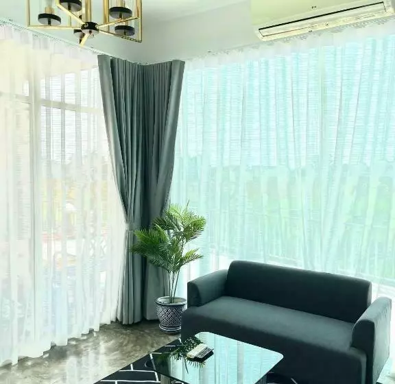 ホテル Chaisaeng In The Park