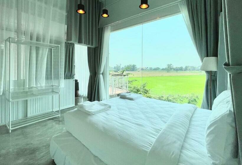 ホテル Chaisaeng In The Park