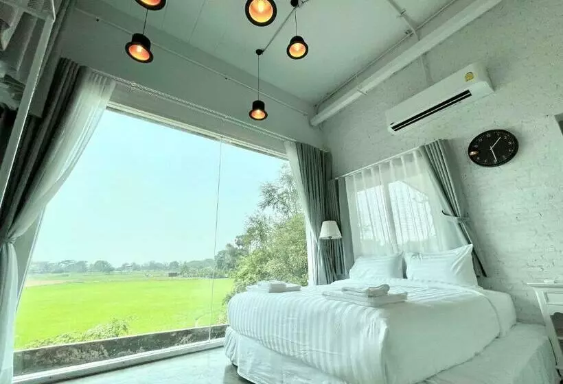 ホテル Chaisaeng In The Park