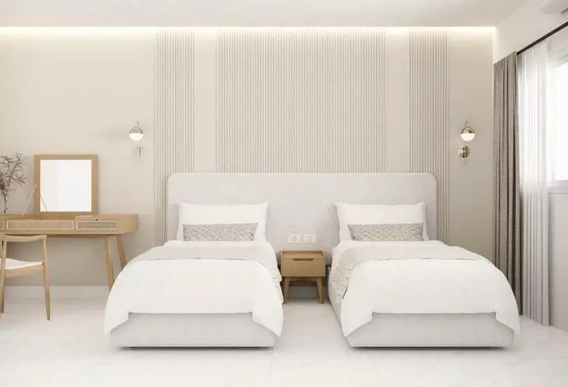 ホテル Chaisaeng In The Park