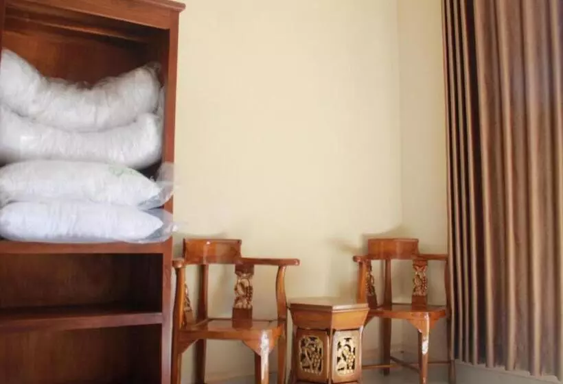 ホテル Graha Adi Karya Syariah Kartasura Redpartner