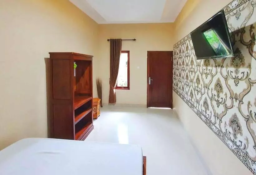 ホテル Graha Adi Karya Syariah Kartasura Redpartner