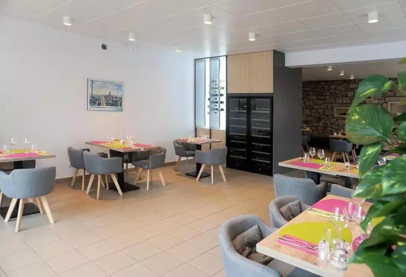 ホテル Logis Hôtel Le Confluent