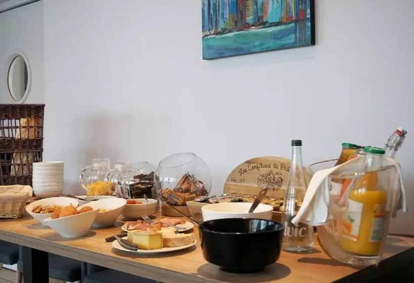 ホテル Logis Hôtel Le Confluent