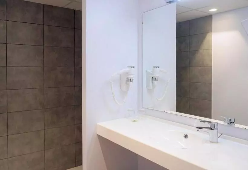 ホテル Logis Hôtel Le Confluent