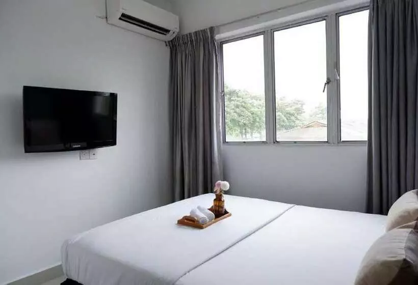 ホテル Indah Garden