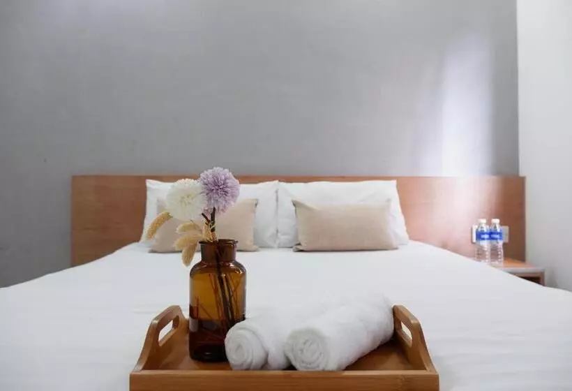 ホテル Indah Garden