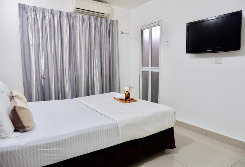 فندق Indah Garden