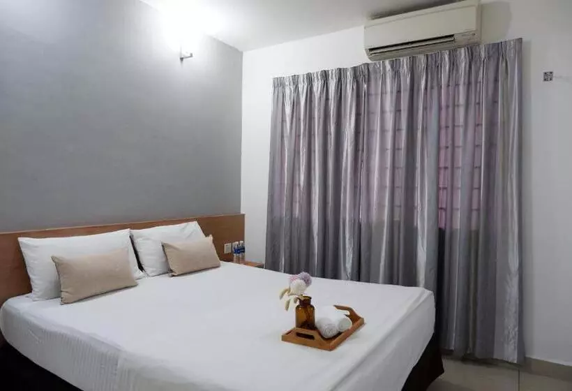 ホテル Indah Garden