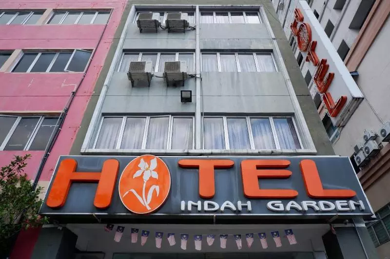 ホテル Indah Garden