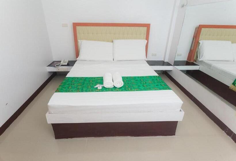 Hotelli Jared Suites