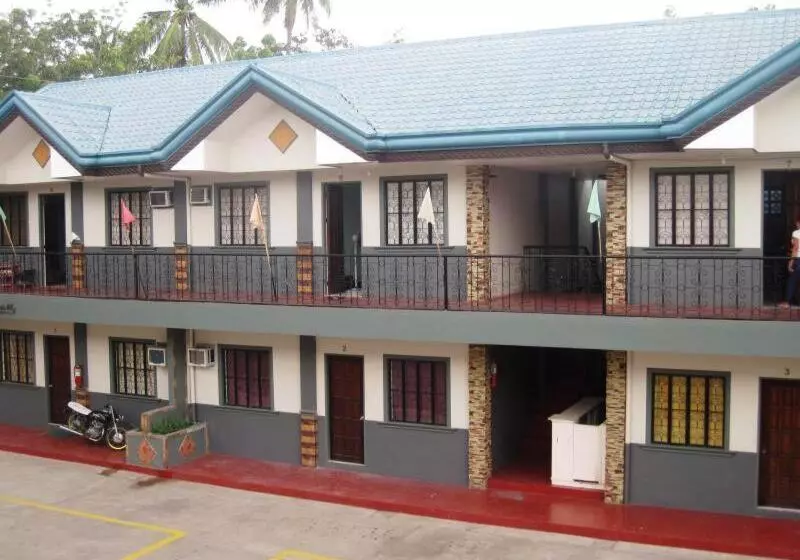 Hotelli Jared Suites