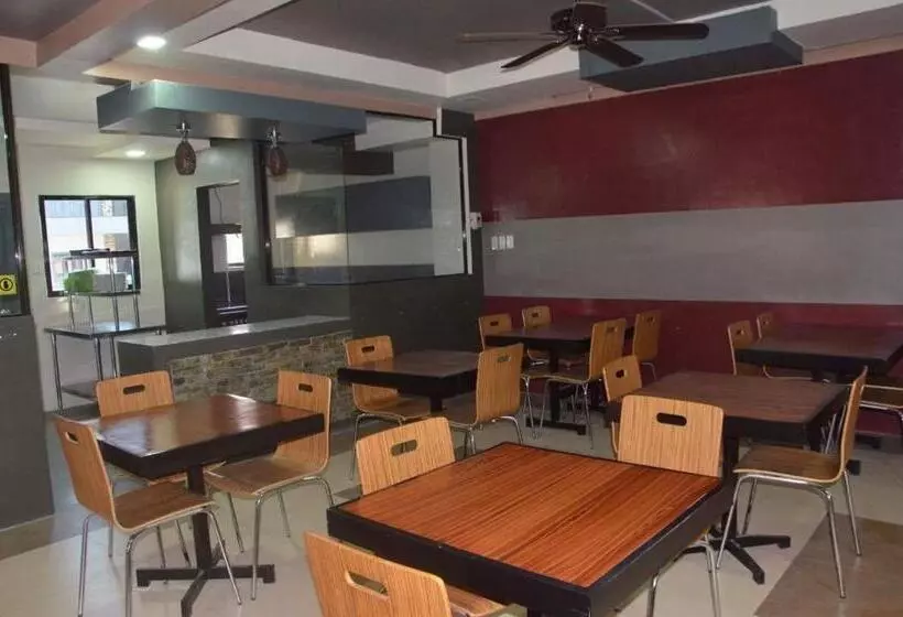 Hotelli Jared Suites