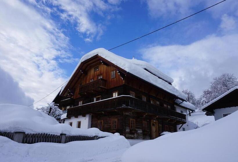 ホテル Schmiedlehnerhof