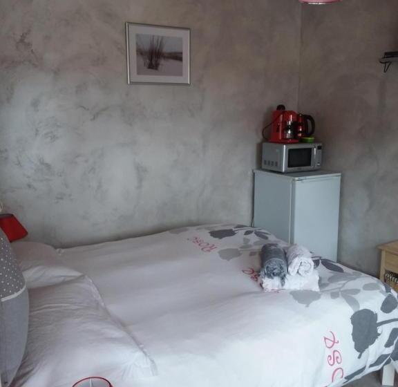 פנסיון Chez Marie Ange Et Clovis