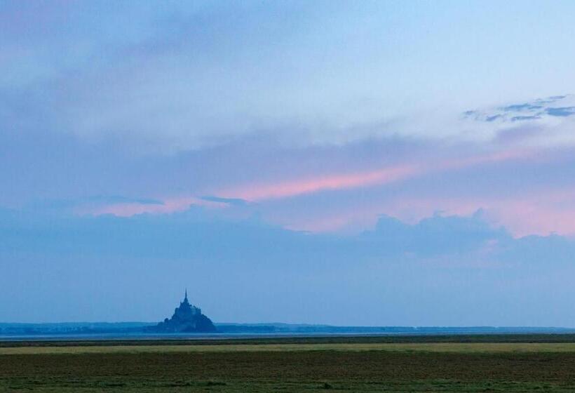 Пансион Entre Mont St Michel Et Merveille