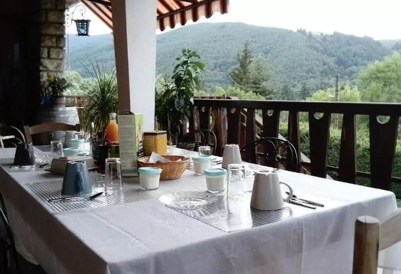 ペンション La Fougeraie Dourbies