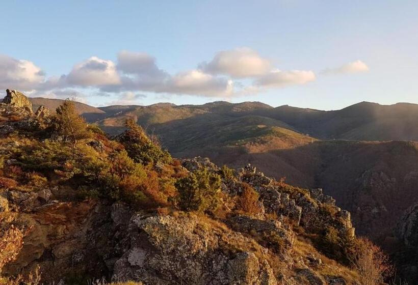 Пансион La Fougeraie Dourbies