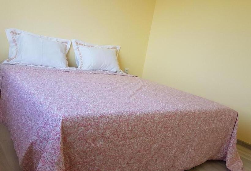 Пансион Malavi Guest House Krasen! Comfort&clean!
