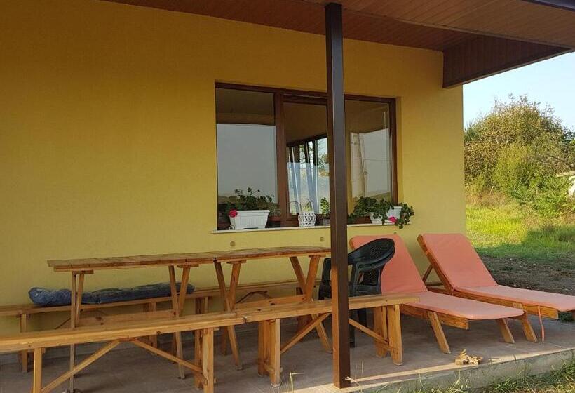 Пансион Malavi Guest House Krasen! Comfort&clean!