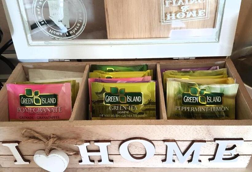 Пансион Malavi Guest House Krasen! Comfort&clean!