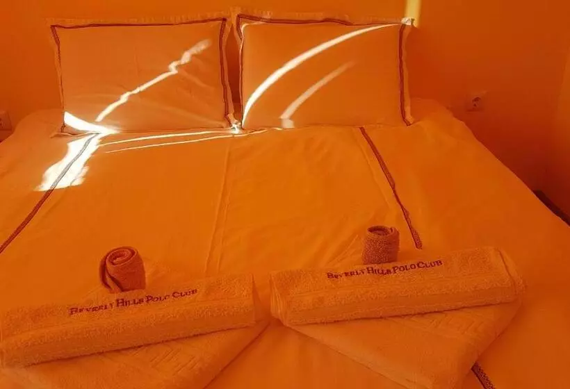 ペンション Malavi Guest House Krasen! Comfort&clean!