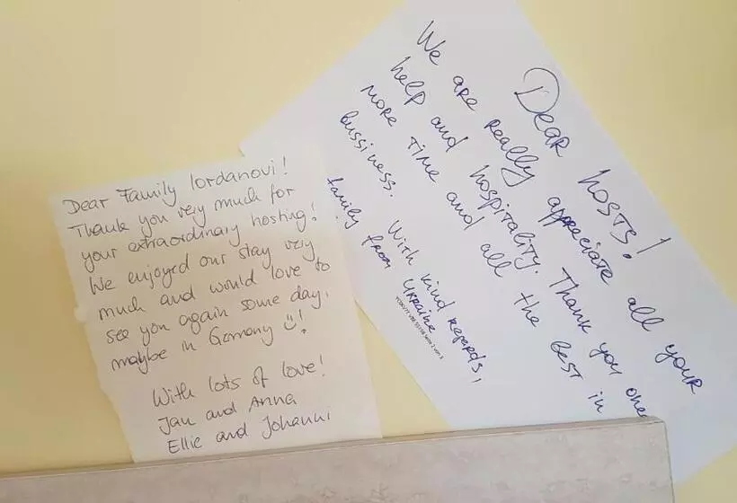 ペンション Malavi Guest House Krasen! Comfort&clean!