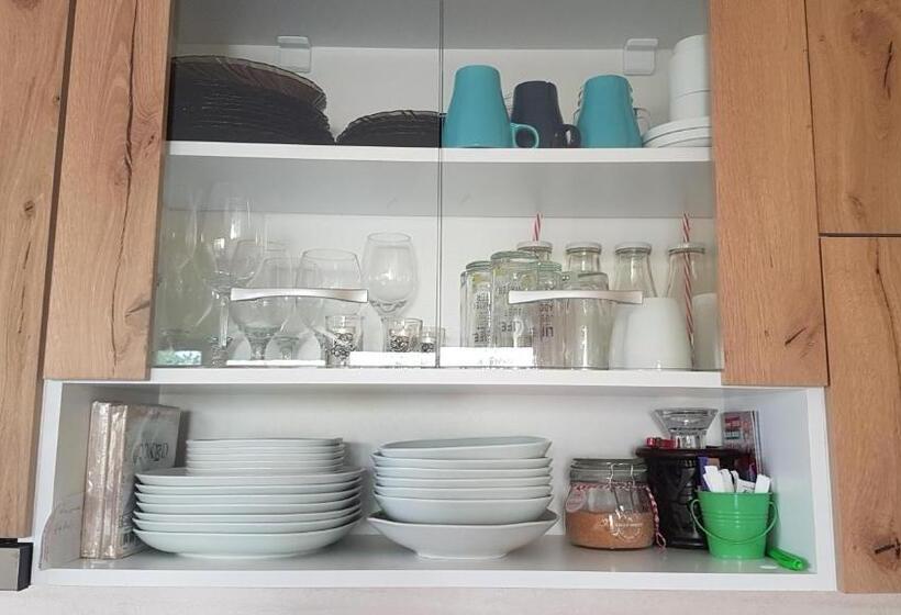 Пансион Malavi Guest House Krasen! Comfort&clean!