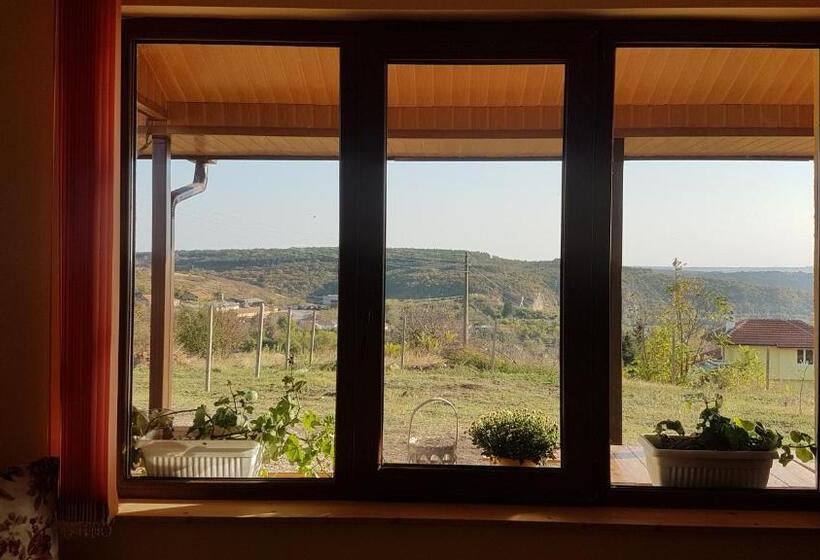 Пансион Malavi Guest House Krasen! Comfort&clean!