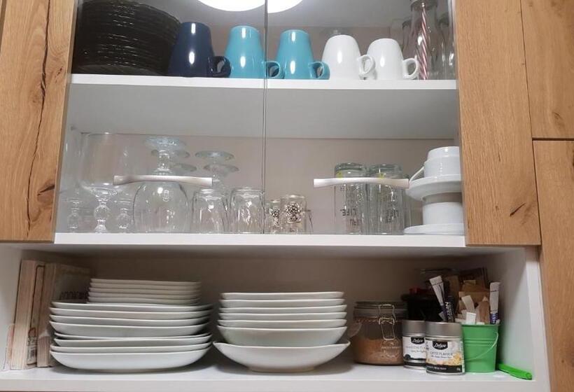 Пансион Malavi Guest House Krasen! Comfort&clean!