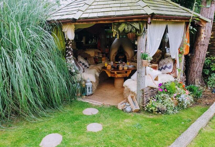 Пансион The Orchards Guest Suite