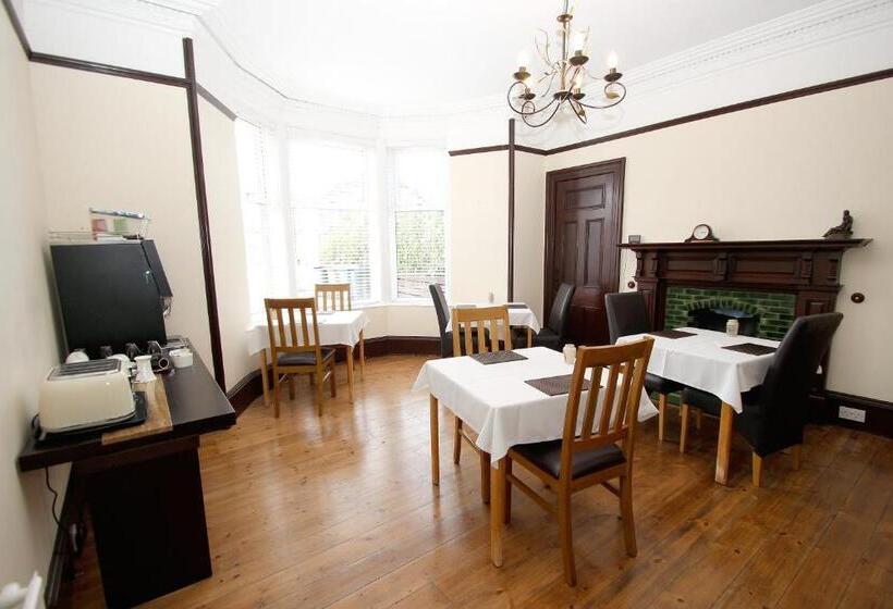 צימר Kinnoch Lodge