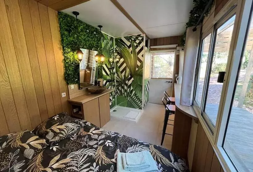 Aamiaismajoitus (B&B) La Cabane Du Champ Du Possible