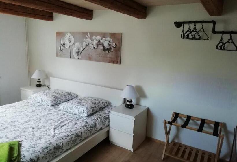 مبيت وإفطار La Clé Du Temps