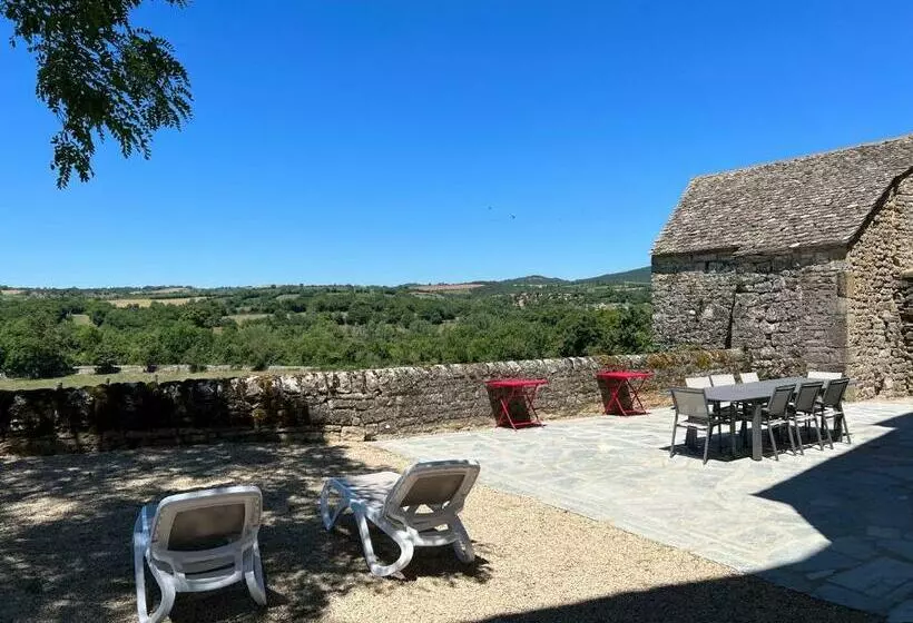 Aamiaismajoitus (B&B) Les Distinguées   Manoir De Bessodes