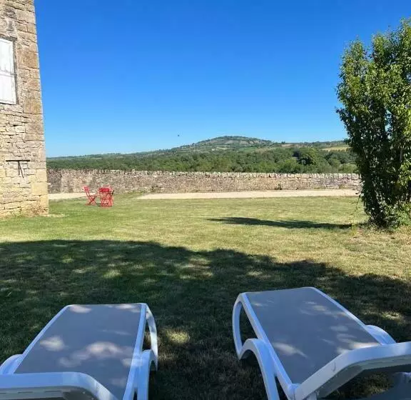 Aamiaismajoitus (B&B) Les Distinguées   Manoir De Bessodes