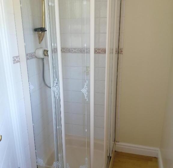 住宿加早餐  The Old School