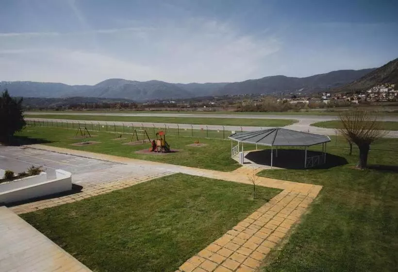 پانسیون Airport Inn Preturo Affittacamere