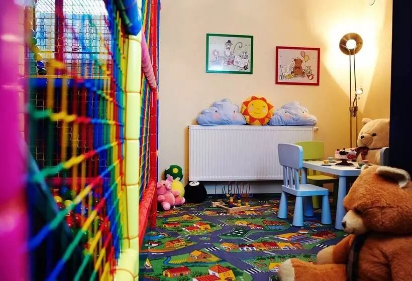 Hotelli Ostoja Dwa Jeziora