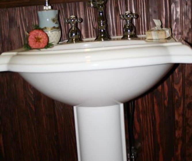 Отель Fearn Lodge