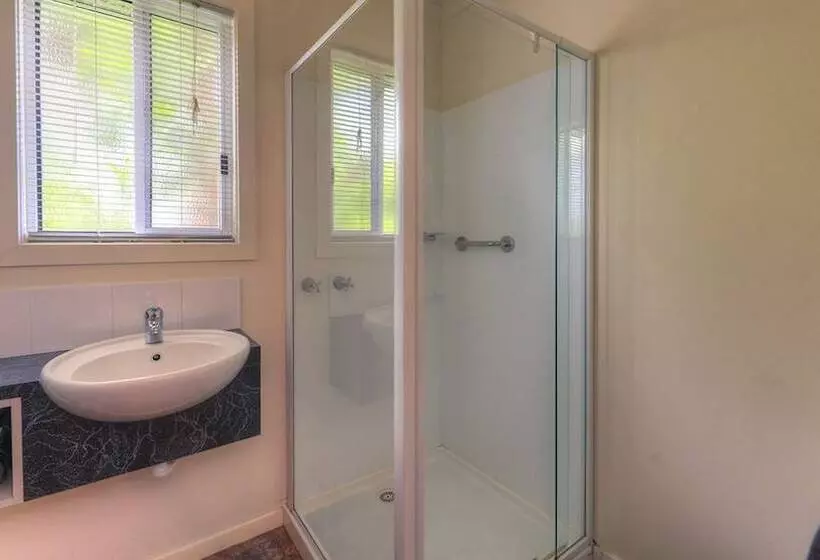 Hotelli Highland Cabins And Cottages