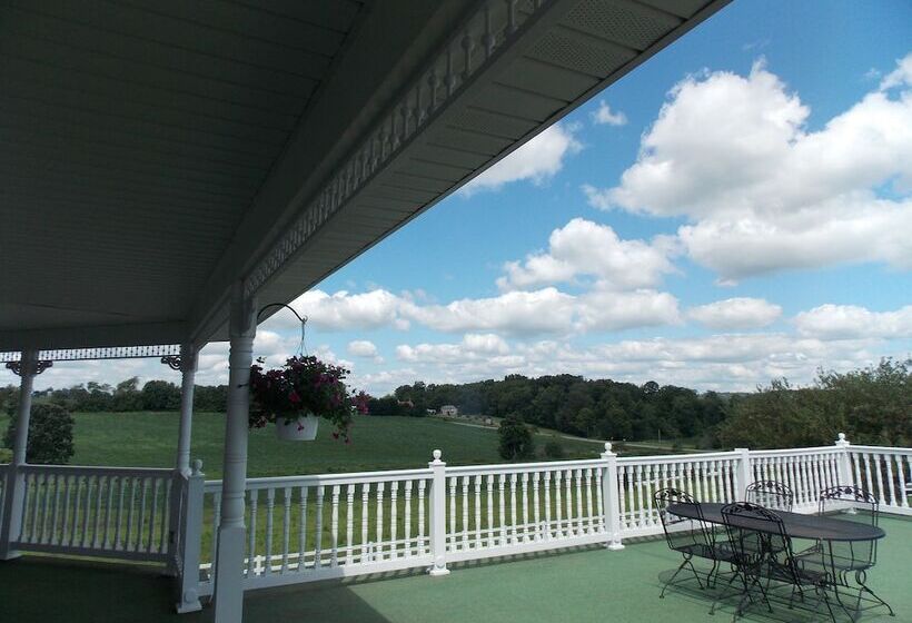 فندق Inn At Amish Door