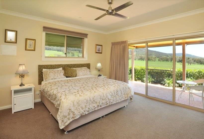 בית מלון כפרי Langbrook Cottages