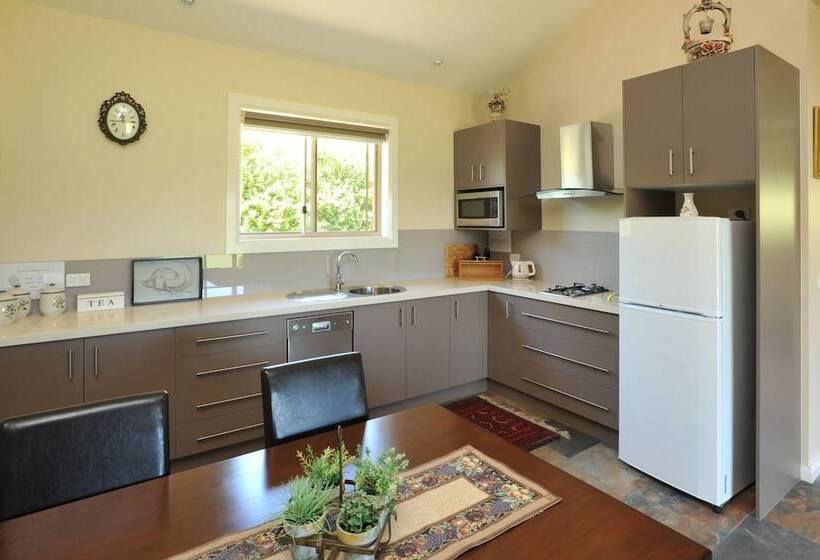 בית מלון כפרי Langbrook Cottages