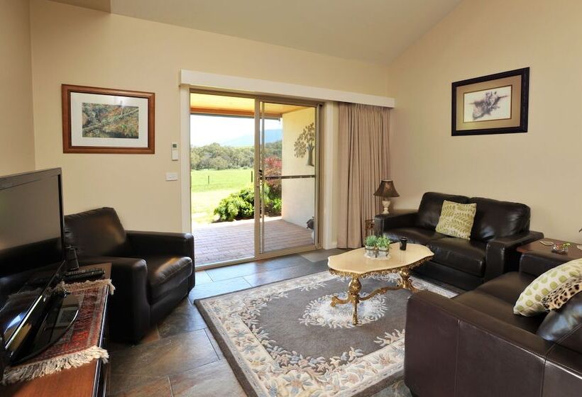 בית מלון כפרי Langbrook Cottages