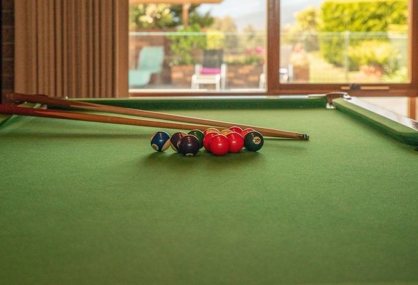 בית מלון כפרי Langbrook Cottages